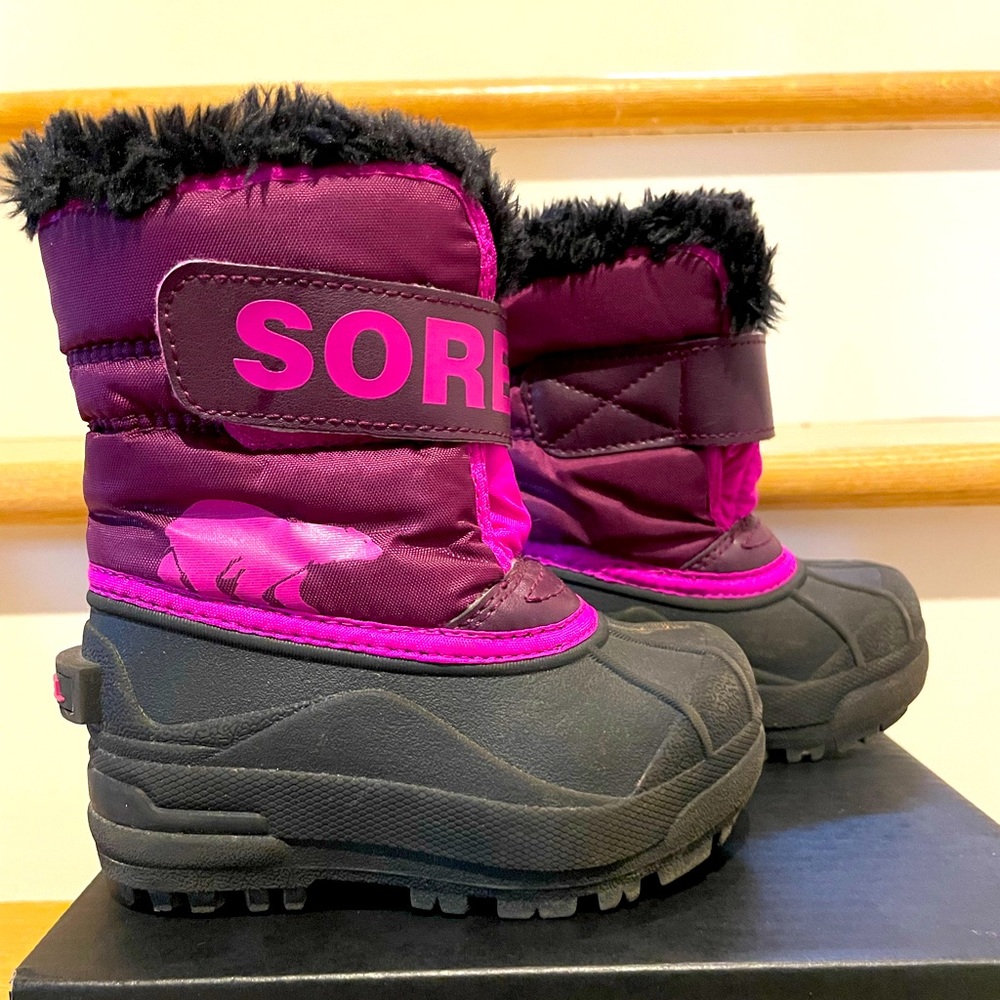 Sorel Toddler Snow Commander. Purple. Black. Size 7.